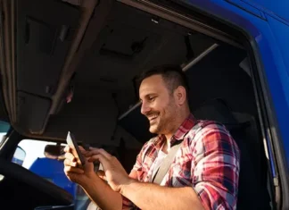 Truck Driver Jobs: Understanding Background Checks and Hiring Processes Truck Driver