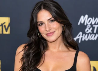 Emily Kelavos: Age, Career, Dream Academy Journey, and SAINT SATINE Rise Emily Kelavos